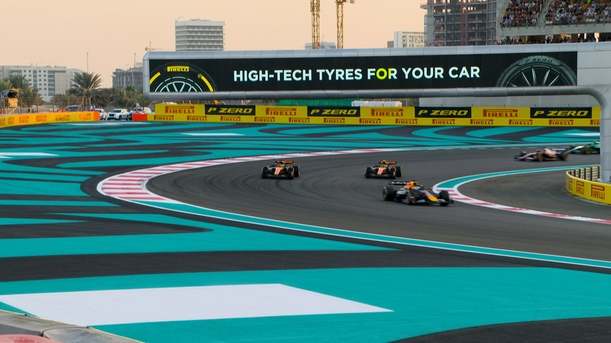 2025 Abu Dhabi Grand Prix: Piastri roars around Norris on Lap 1 to grab P2